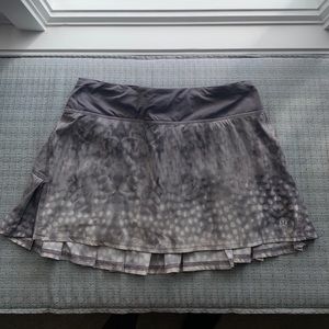 Lululemon Snowy Owl Speed Skirt Size 4